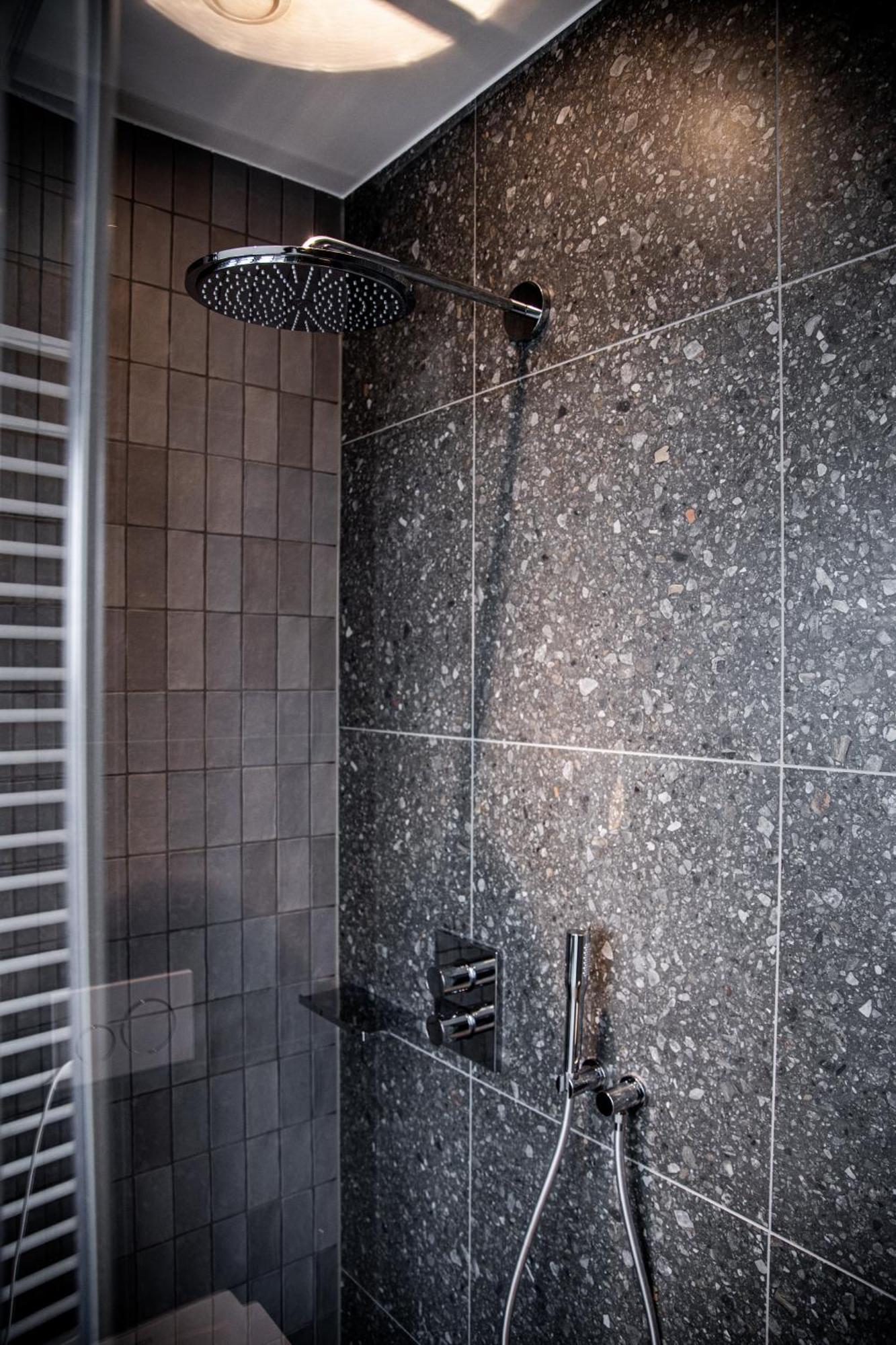 רויטלינגן Stuttgarter Tor - Apartments חדר תמונה